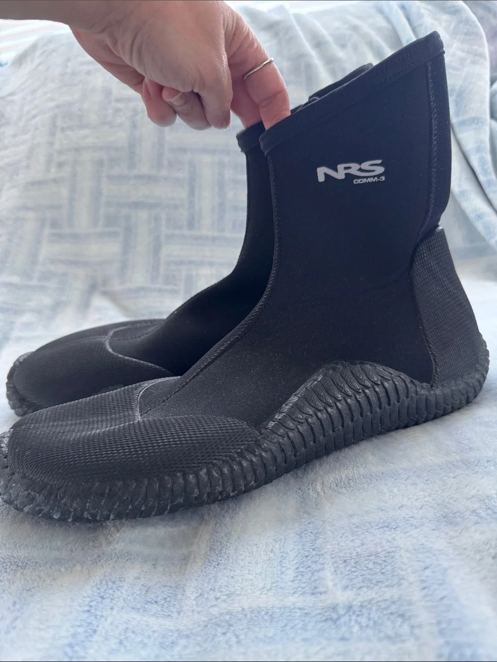 NRS Black COMMS-3 Men's Neoprene Watersocks